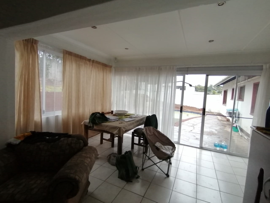 To Let 3 Bedroom Property for Rent in Farningham Ridge KwaZulu-Natal