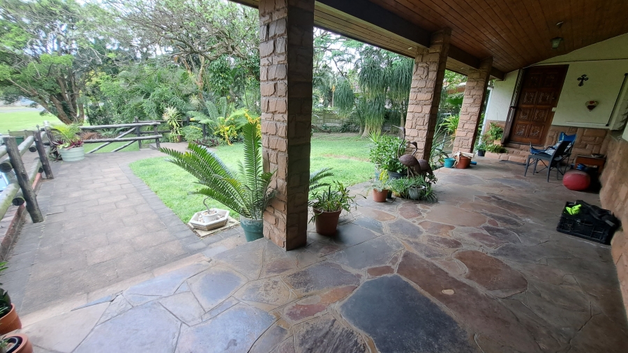 4 Bedroom Property for Sale in Meer En See KwaZulu-Natal