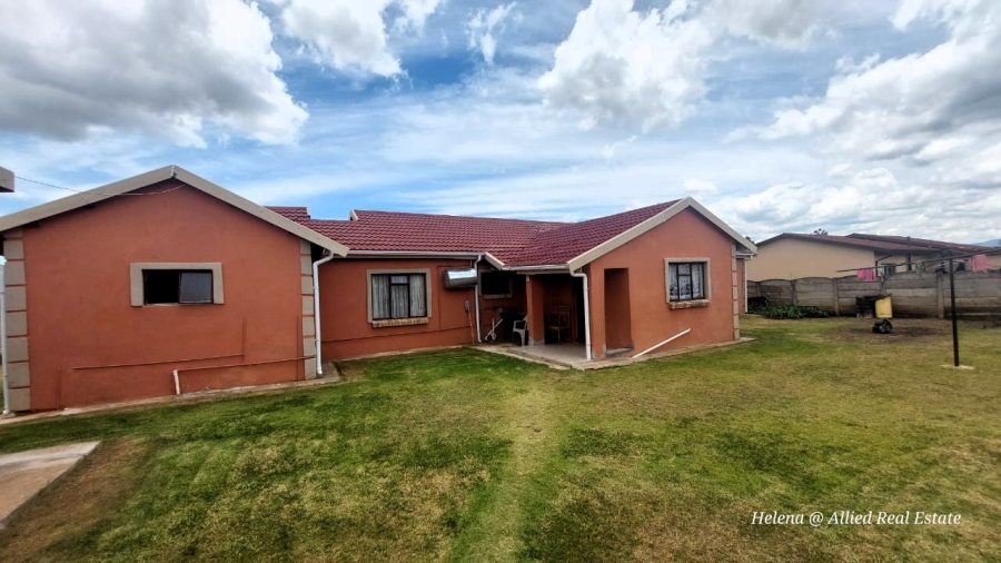 3 Bedroom Property for Sale in Sunnyridge KwaZulu-Natal