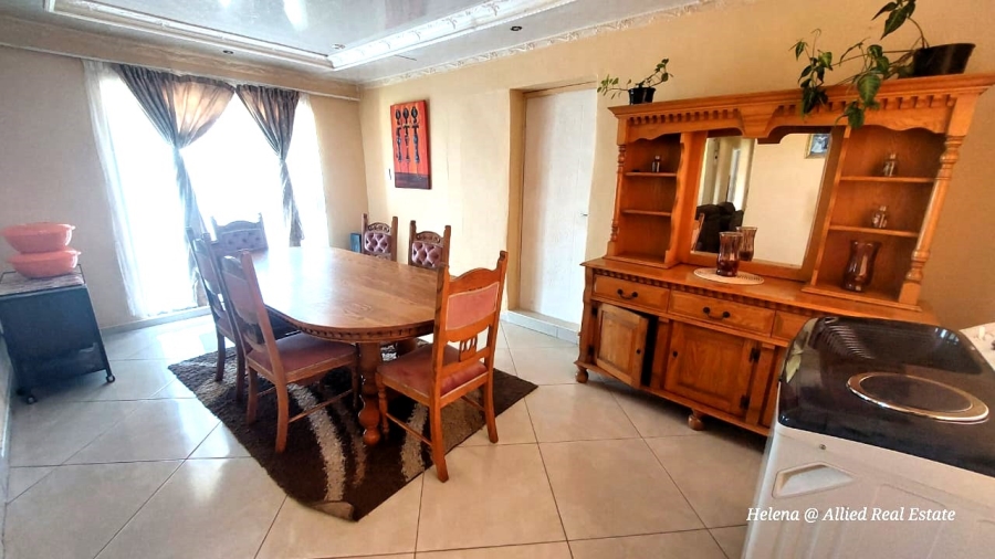 3 Bedroom Property for Sale in Sunnyridge KwaZulu-Natal