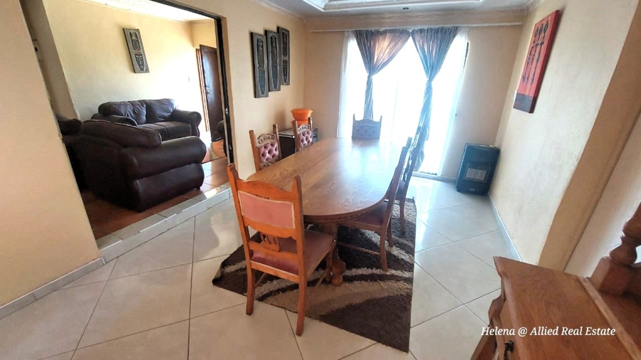 3 Bedroom Property for Sale in Sunnyridge KwaZulu-Natal