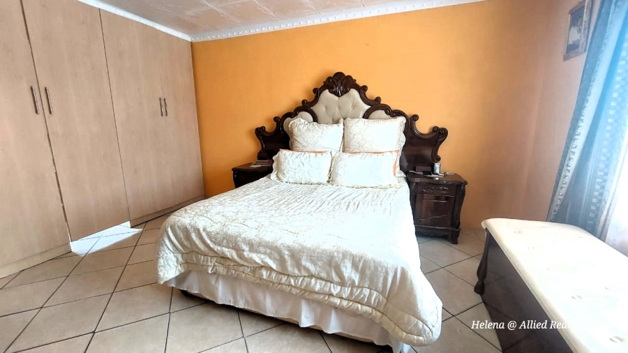 3 Bedroom Property for Sale in Sunnyridge KwaZulu-Natal