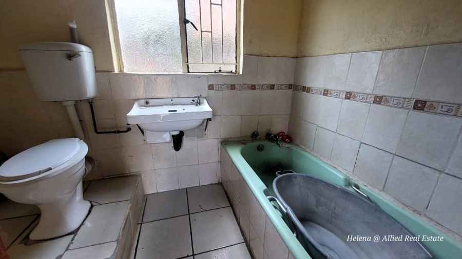 3 Bedroom Property for Sale in Sunnyridge KwaZulu-Natal