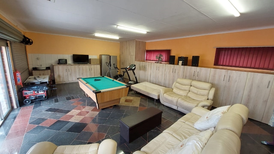 3 Bedroom Property for Sale in Lennoxton KwaZulu-Natal