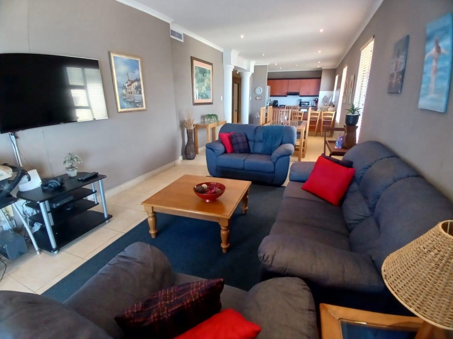 3 Bedroom Property for Sale in Westbrook KwaZulu-Natal