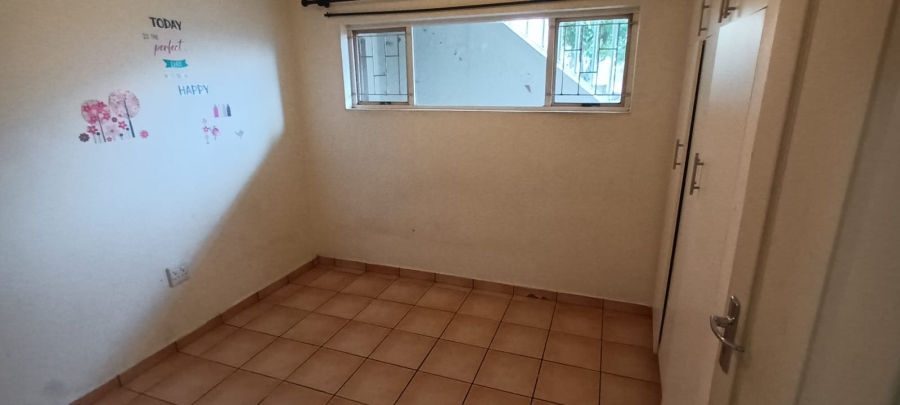 To Let 2 Bedroom Property for Rent in Grosvenor KwaZulu-Natal