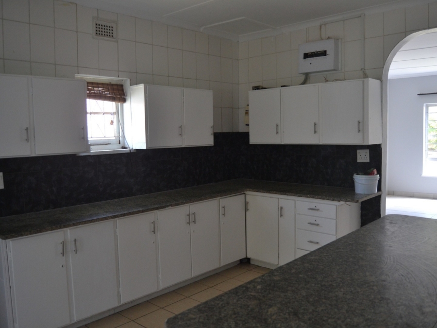 To Let 3 Bedroom Property for Rent in Ocean View KwaZulu-Natal