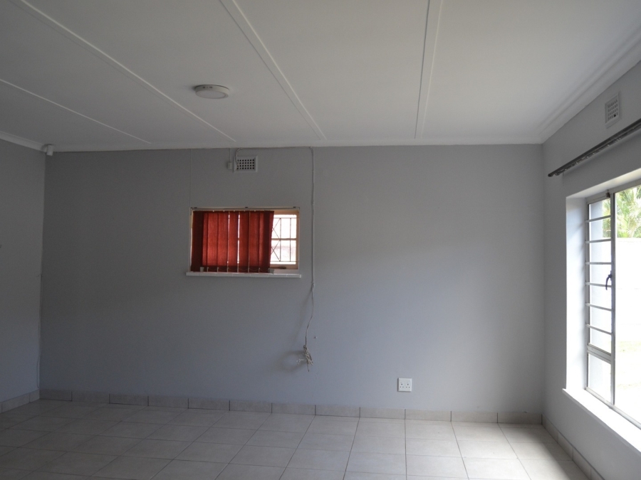 To Let 3 Bedroom Property for Rent in Ocean View KwaZulu-Natal