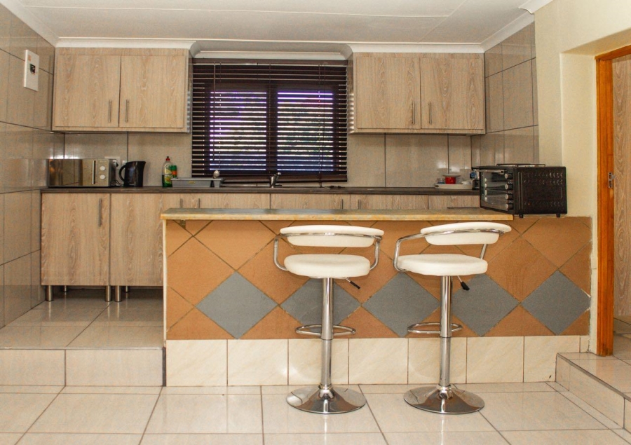 10 Bedroom Property for Sale in Anerley KwaZulu-Natal