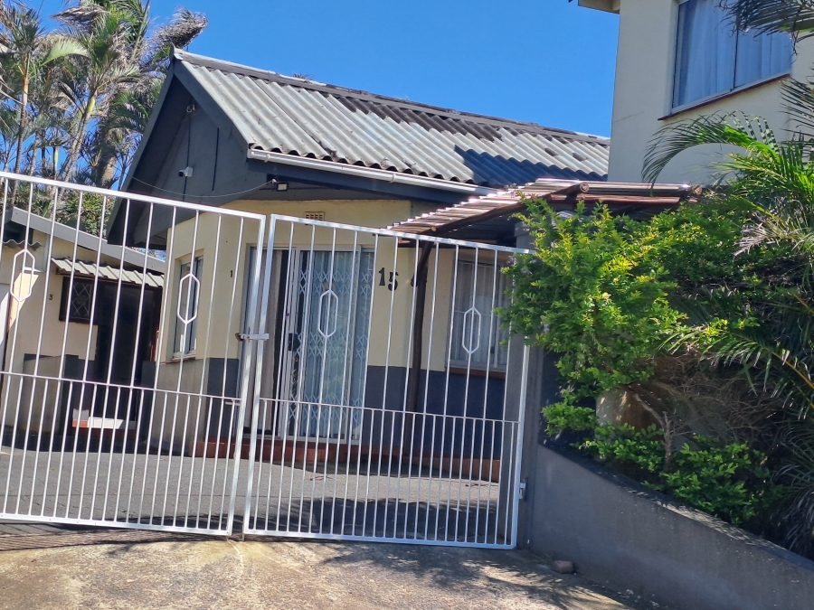 10 Bedroom Property for Sale in Anerley KwaZulu-Natal