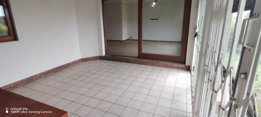 To Let 3 Bedroom Property for Rent in Manaba Beach KwaZulu-Natal