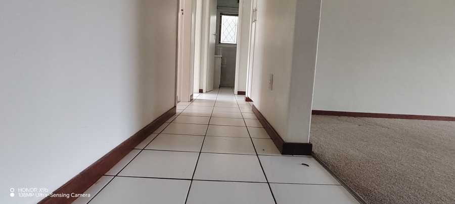 To Let 3 Bedroom Property for Rent in Manaba Beach KwaZulu-Natal