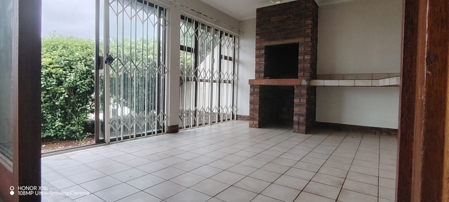 3 Bedroom Property for Sale in Manaba Beach KwaZulu-Natal