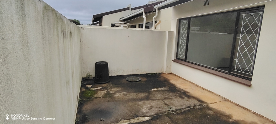 3 Bedroom Property for Sale in Manaba Beach KwaZulu-Natal