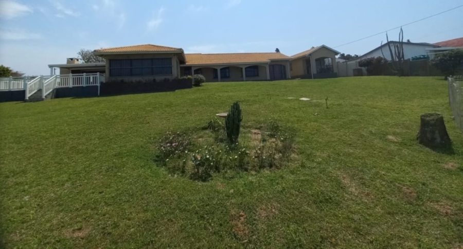 8 Bedroom Property for Sale in Uvongo KwaZulu-Natal