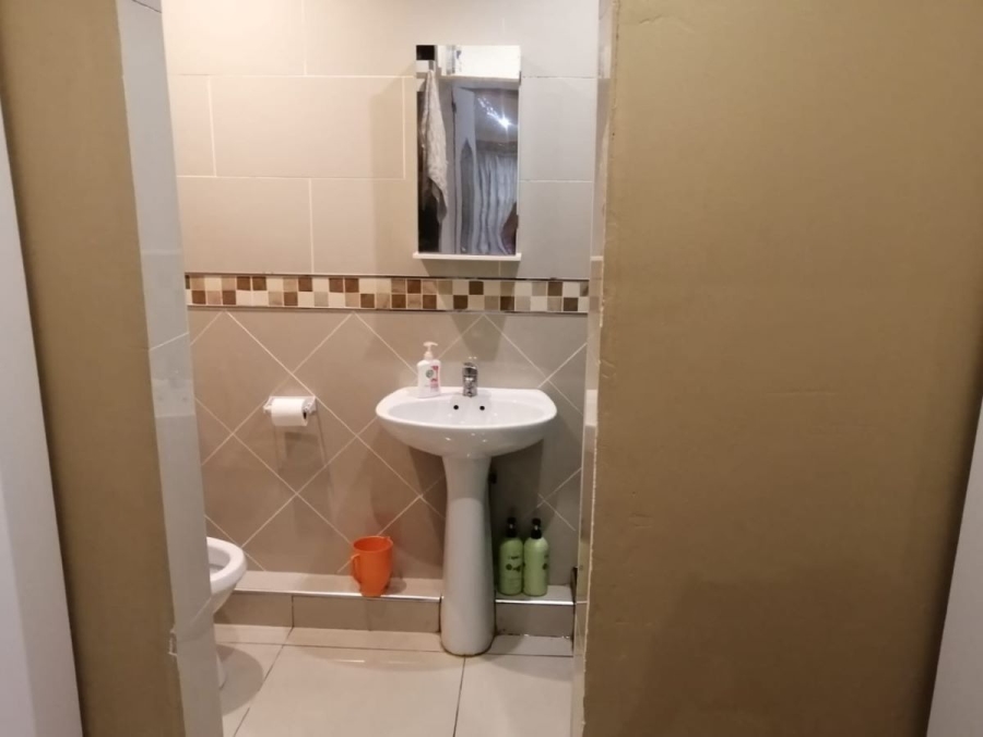 To Let 1 Bedroom Property for Rent in Bluff KwaZulu-Natal