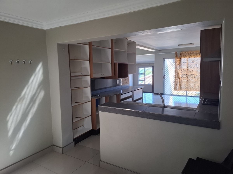 To Let 1 Bedroom Property for Rent in Bluff KwaZulu-Natal