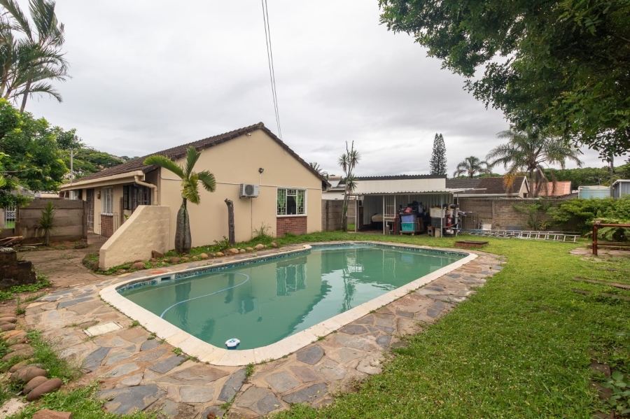 3 Bedroom Property for Sale in Brighton Beach KwaZulu-Natal