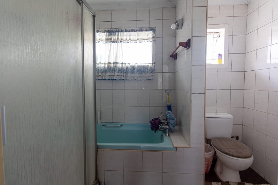 3 Bedroom Property for Sale in Brighton Beach KwaZulu-Natal