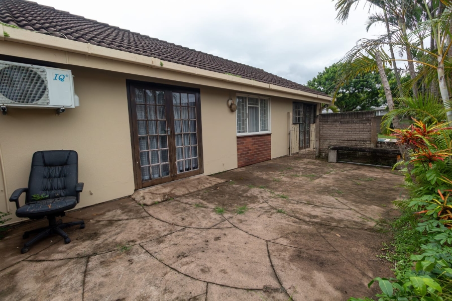 3 Bedroom Property for Sale in Brighton Beach KwaZulu-Natal