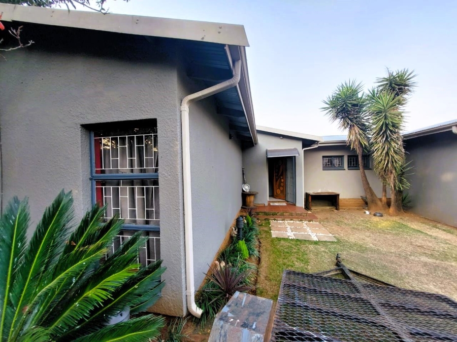 3 Bedroom Property for Sale in Sunnyridge KwaZulu-Natal