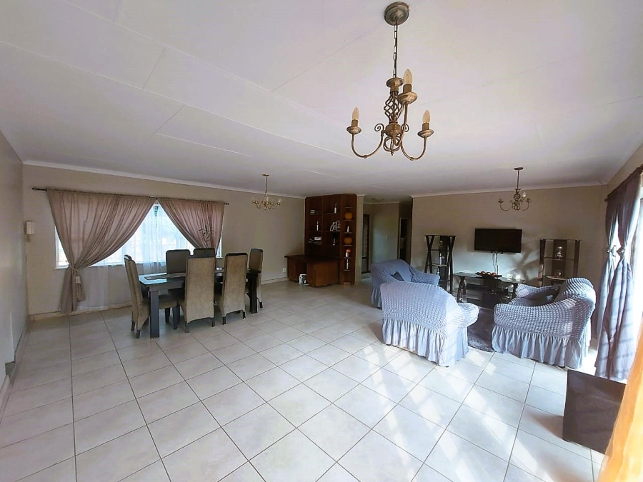 3 Bedroom Property for Sale in Sunnyridge KwaZulu-Natal