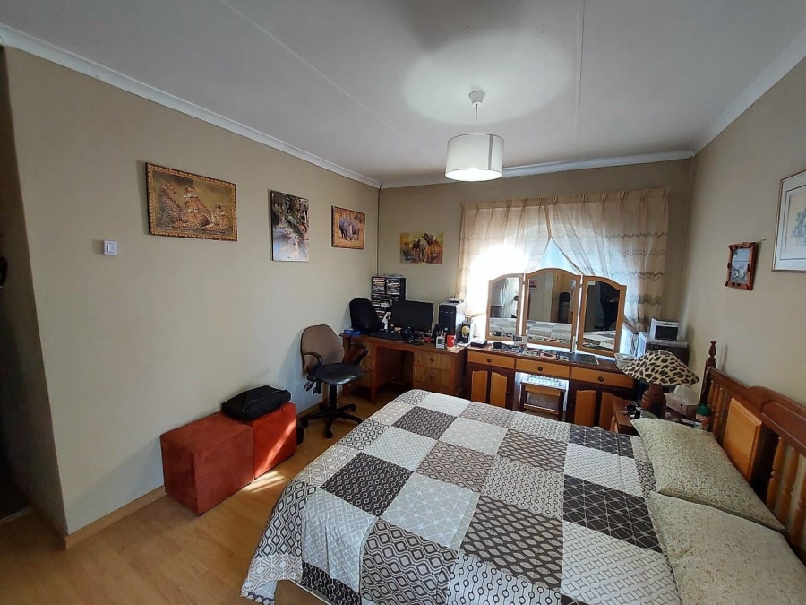 3 Bedroom Property for Sale in Aviary Hill KwaZulu-Natal