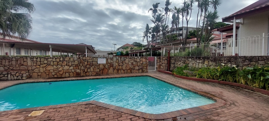 1 Bedroom Property for Sale in Uvongo Beach KwaZulu-Natal