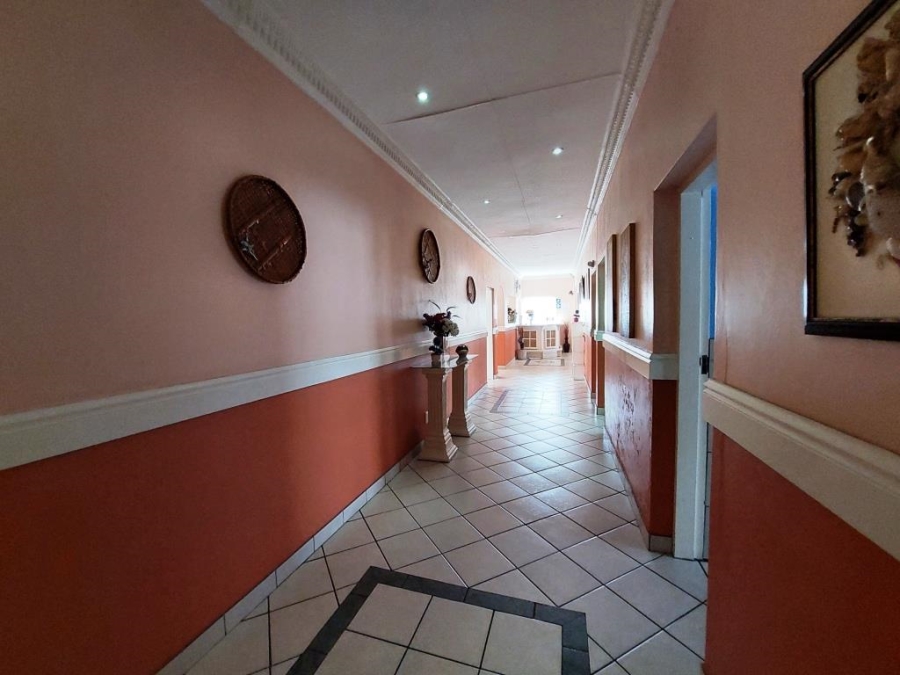 8 Bedroom Property for Sale in St Michaels On Sea KwaZulu-Natal