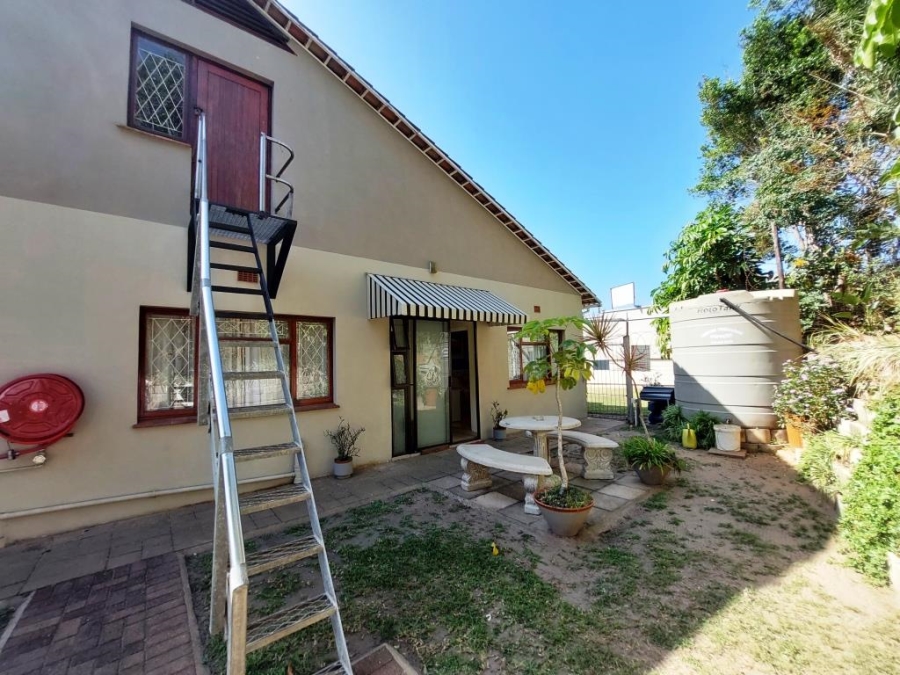 8 Bedroom Property for Sale in St Michaels On Sea KwaZulu-Natal