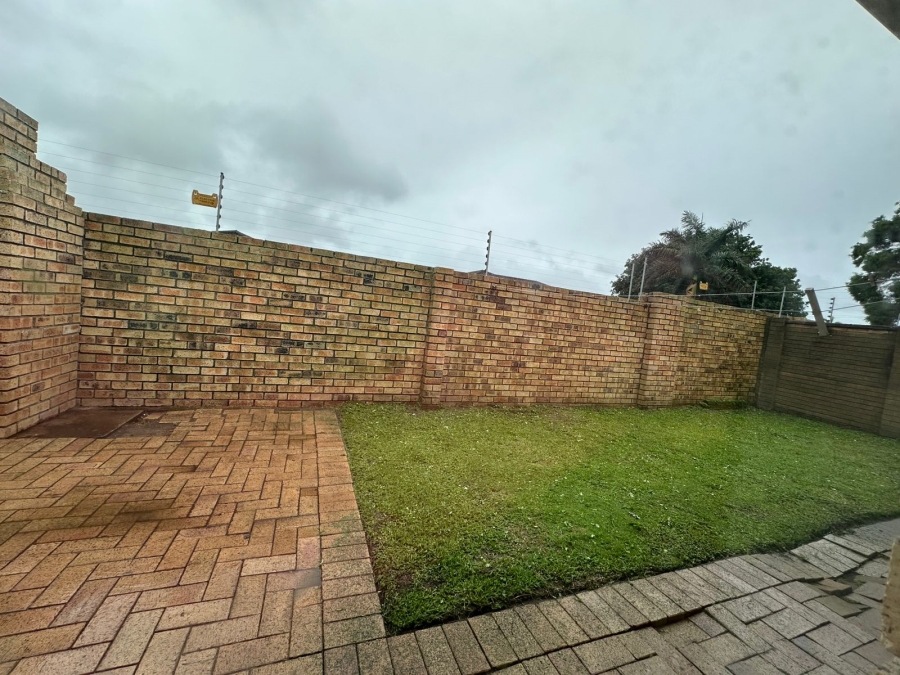 To Let 2 Bedroom Property for Rent in Arboretum KwaZulu-Natal