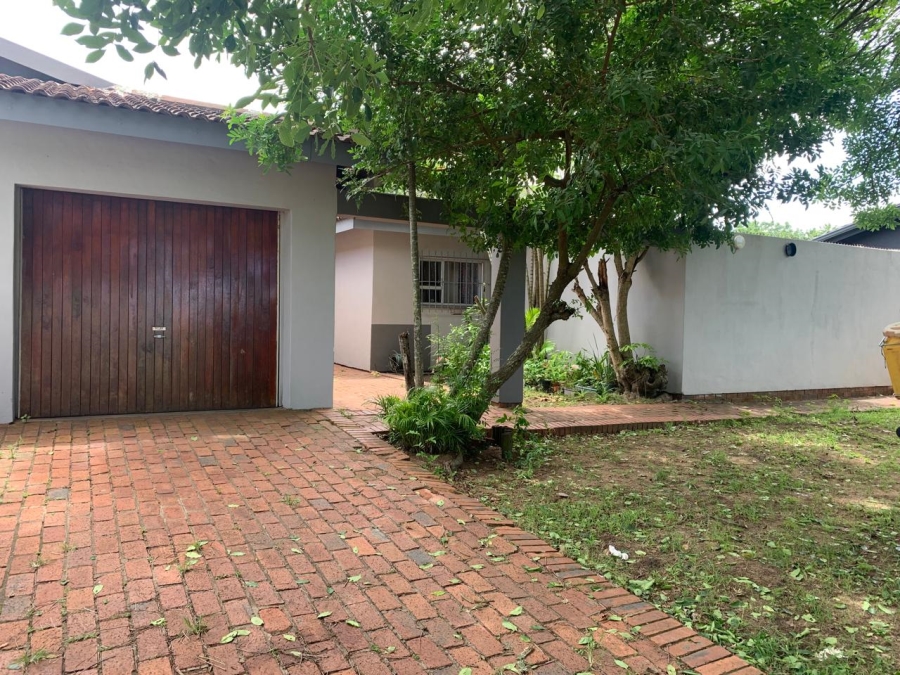 To Let 4 Bedroom Property for Rent in Meer En See KwaZulu-Natal