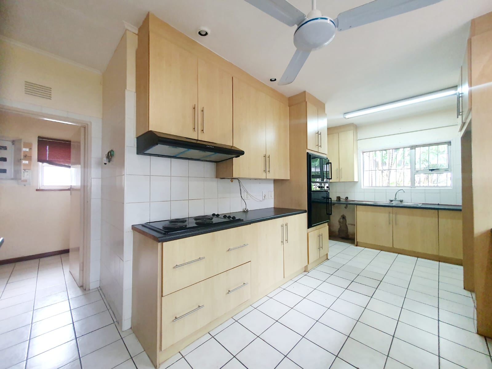 To Let 4 Bedroom Property for Rent in Meer En See KwaZulu-Natal
