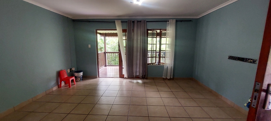 To Let 2 Bedroom Property for Rent in Margate KwaZulu-Natal