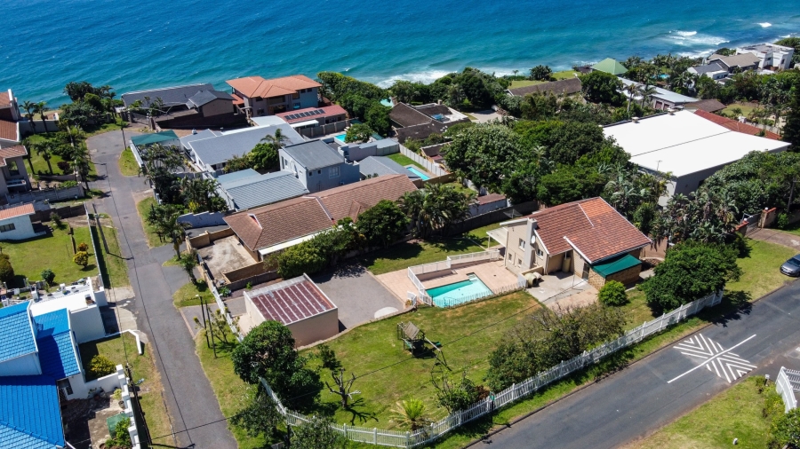 4 Bedroom Property for Sale in Brighton Beach KwaZulu-Natal