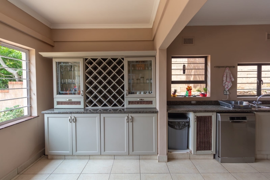 4 Bedroom Property for Sale in Brighton Beach KwaZulu-Natal