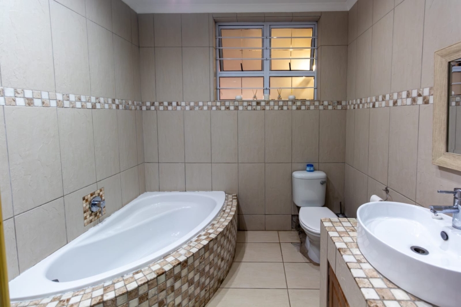 4 Bedroom Property for Sale in Brighton Beach KwaZulu-Natal