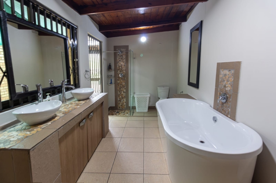 4 Bedroom Property for Sale in Brighton Beach KwaZulu-Natal