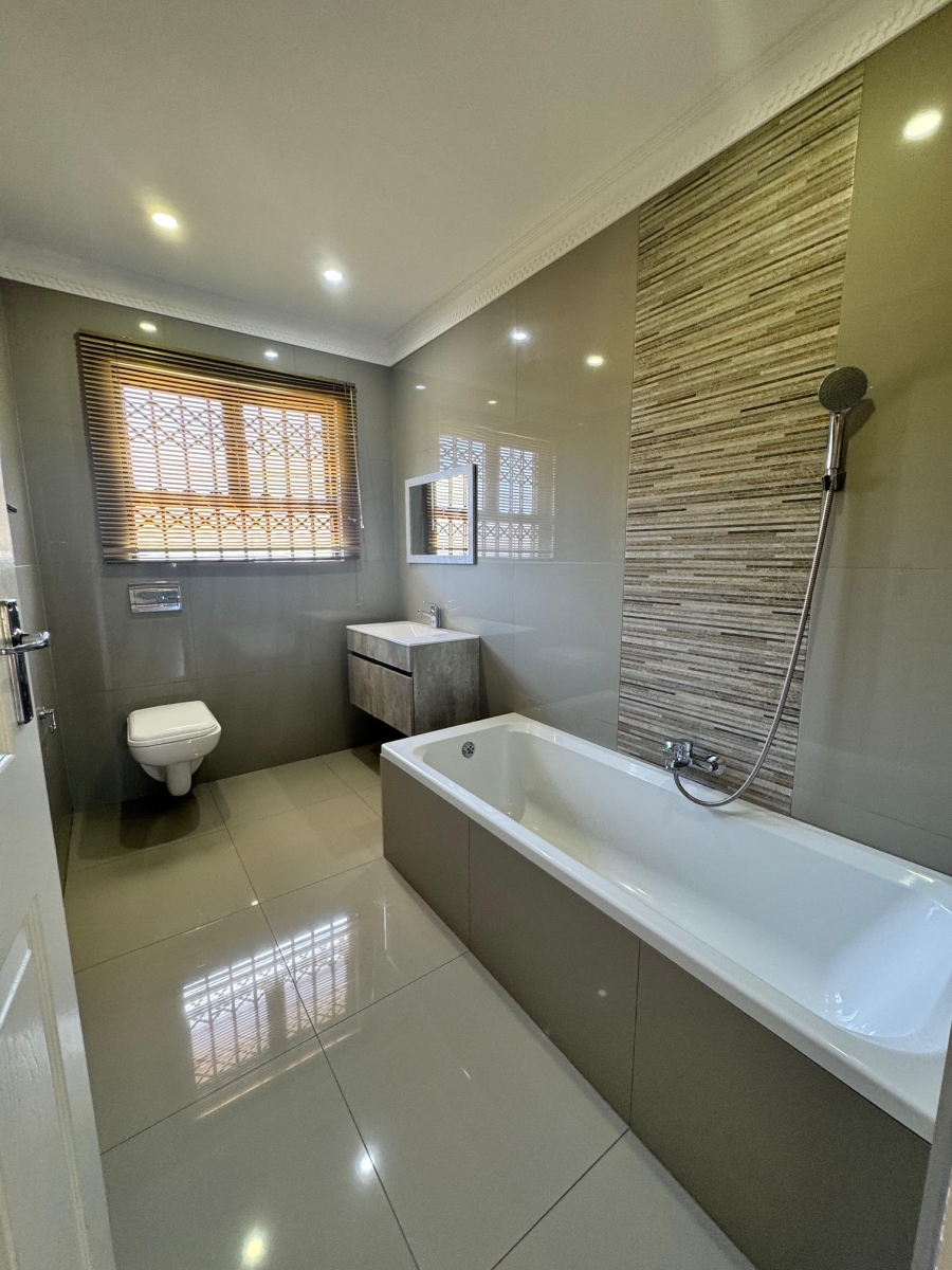 3 Bedroom Property for Sale in Brighton Beach KwaZulu-Natal