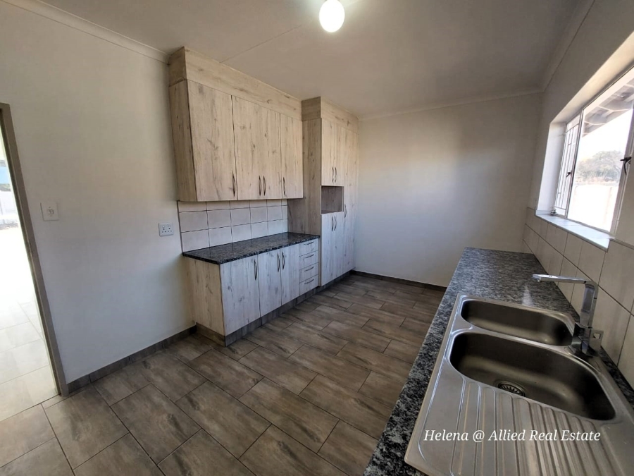 3 Bedroom Property for Sale in Schuinshoogte KwaZulu-Natal