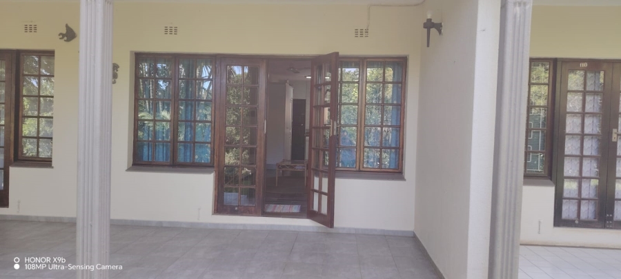 To Let 2 Bedroom Property for Rent in Rennies Beach KwaZulu-Natal