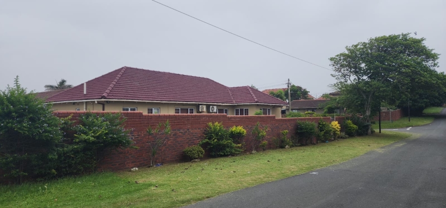 4 Bedroom Property for Sale in Ocean View KwaZulu-Natal