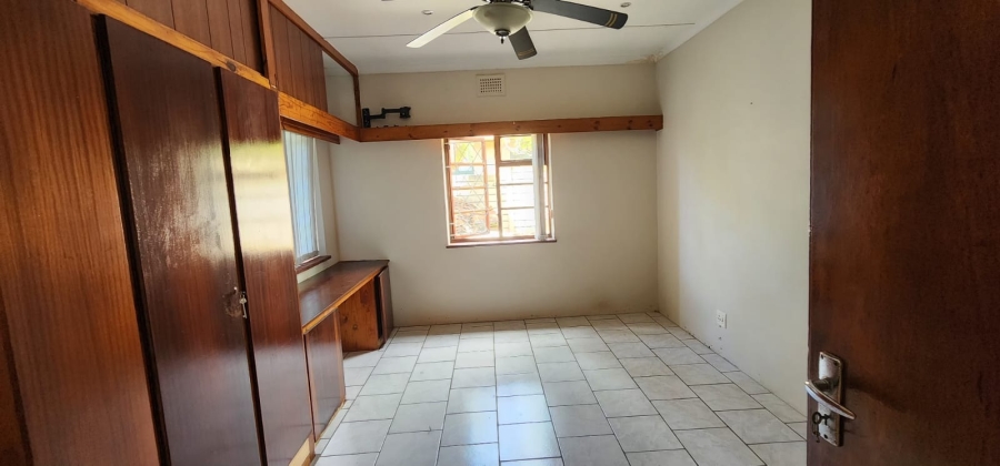 3 Bedroom Property for Sale in Ocean View KwaZulu-Natal