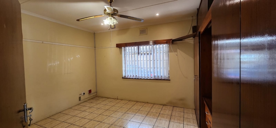 3 Bedroom Property for Sale in Ocean View KwaZulu-Natal