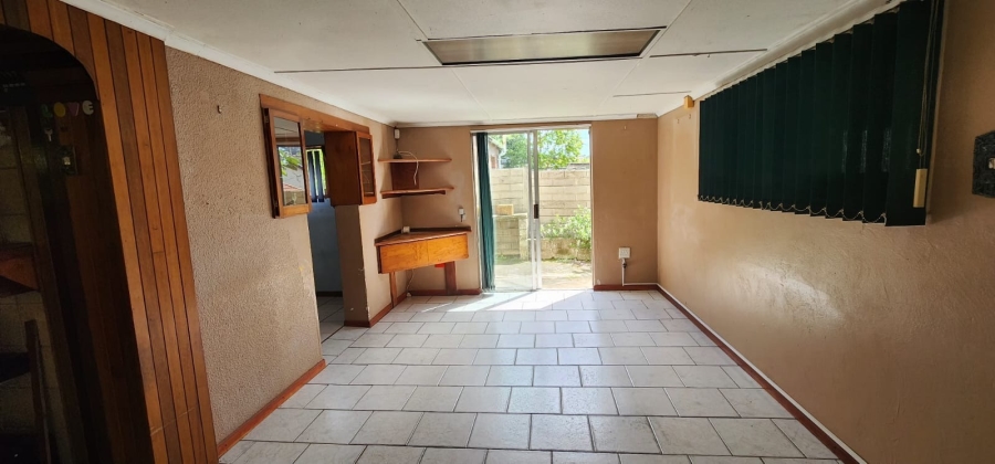 3 Bedroom Property for Sale in Ocean View KwaZulu-Natal