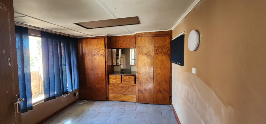 3 Bedroom Property for Sale in Ocean View KwaZulu-Natal