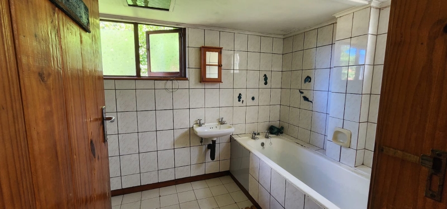 3 Bedroom Property for Sale in Ocean View KwaZulu-Natal