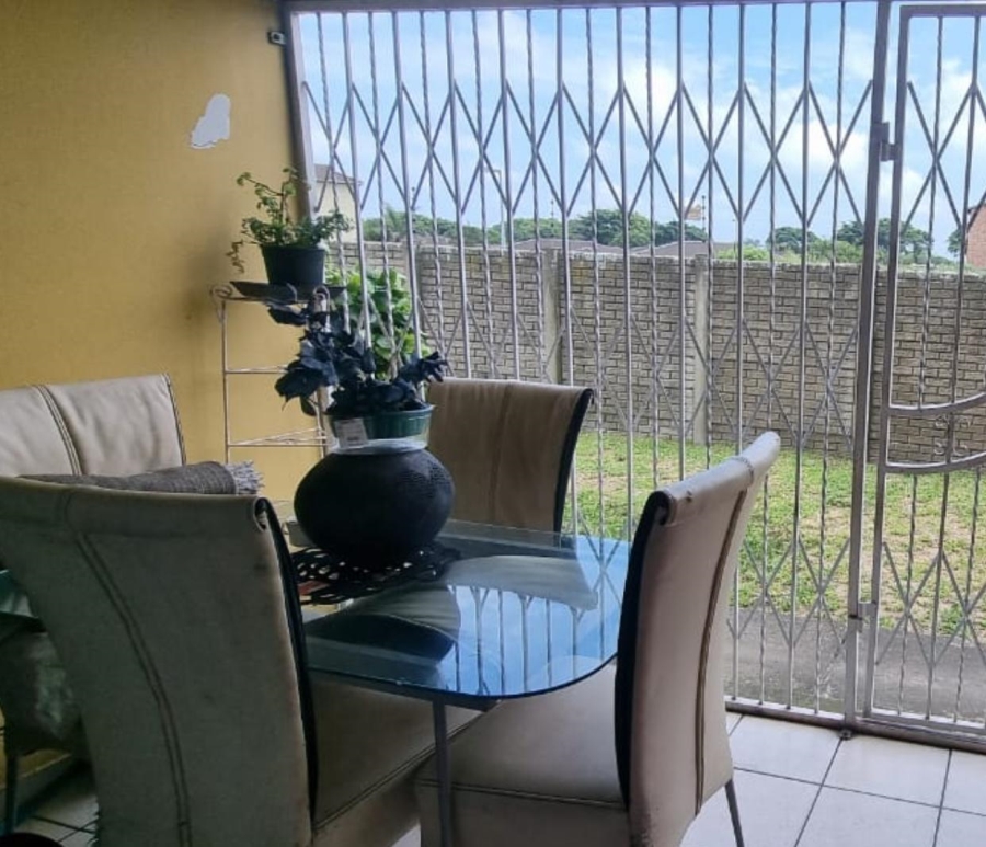 2 Bedroom Property for Sale in Arboretum KwaZulu-Natal