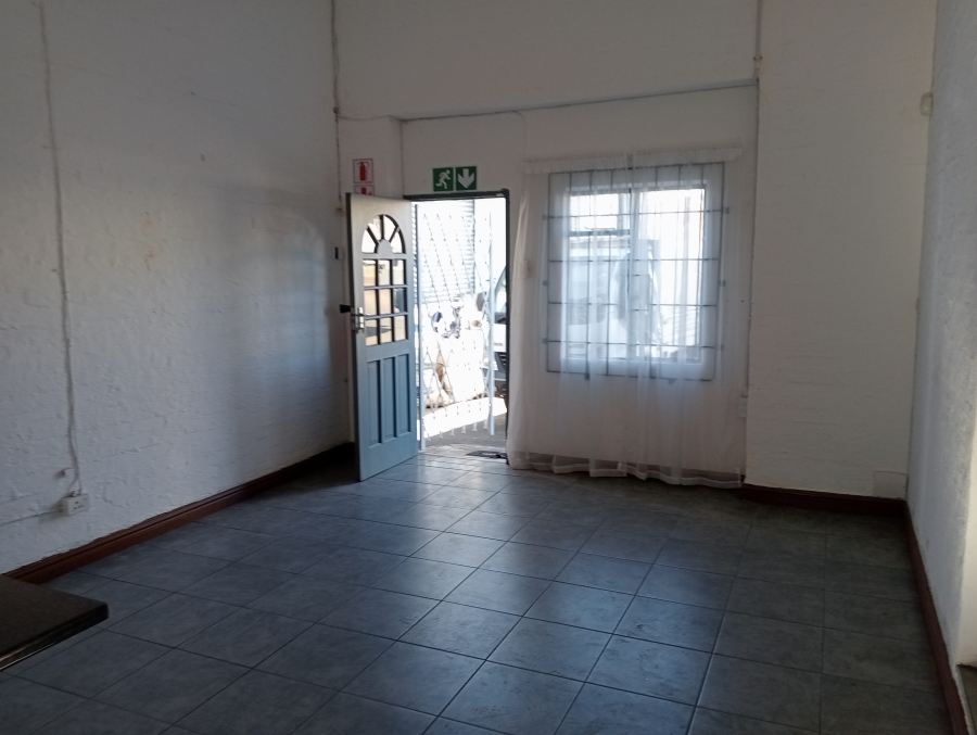 To Let commercial Property for Rent in New Germany KwaZulu-Natal