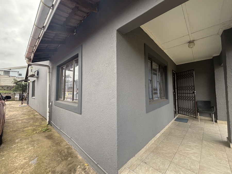 4 Bedroom Property for Sale in Centenary Park KwaZulu-Natal